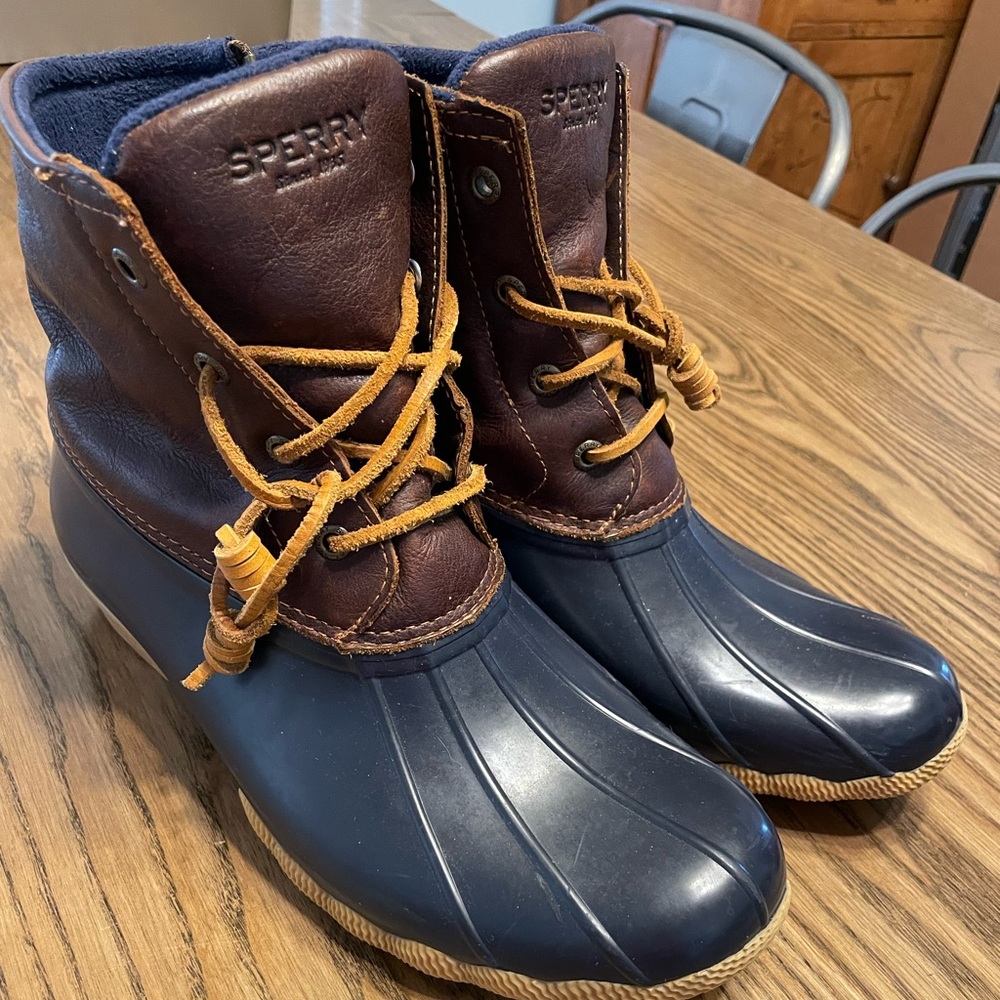 Sperry Saltwater Duck Boots Women’s Size 10